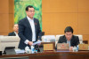Chủ tịch Tổng Liên đoàn Lao động Việt Nam Nguyễn Đình Khang trình bày tờ trình đề nghị xây dựng Luật Công đoàn (sửa đổi).