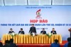 Đồng chí Bùi Văn Cường, Ủy viên Trung ương Đảng, Chủ tịch Tổng LĐLĐVN và các đồng chí Phó Chủ tịch Tổng LĐLĐVN: Trần Thanh Hải, Trần Văn Thuật, Ngọ Duy Hiểu, Phan Văn Anh giải đáp các câu hỏi của báo chí