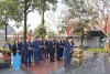 Đồng chí Nguyễn Ngọc Cơ - Phó Tổng Giám đốc Tập đoàn dâng hương tại Tượng đài Thợ mỏ 12/11