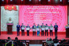 Trao giấy khen cho các chi bộ hoàn thành xuất sắc nhiệm vụ năm 2020