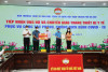 Tổng Giám đốc Tập đoàn Đặng Thanh Hải và Chủ tịch Công đoàn TKV Lê Thanh Xuân trao ủng hộ 03 xe cứu thương cho Ủy ban Mặt trận Tổ quốc Việt Nam Thành phố Hà Nội