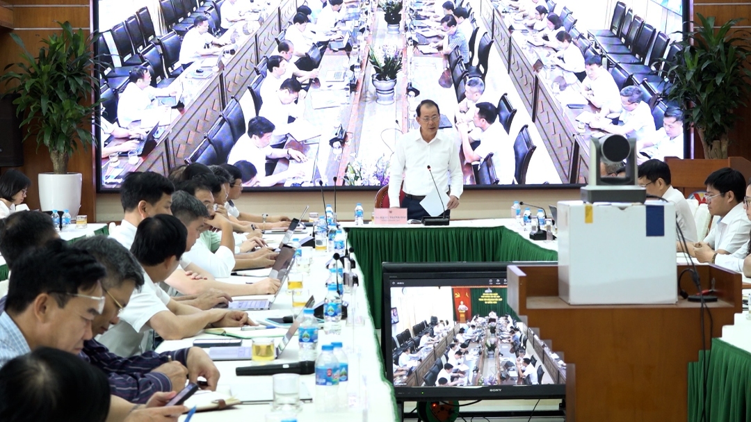 Tổng Giám đốc Tập đoàn Đặng Thanh Hải chủ trì Hội nghị giao ban trực tuyến điều hành sản xuất tại điểm cầu Hà Nội