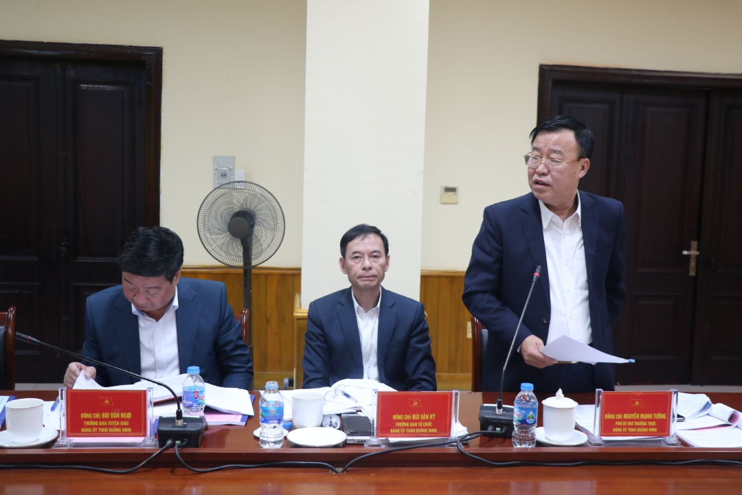 Ban Thường vụ Đảng uỷ Than Quảng Ninh làm việc và cho ý kiến lãnh đạo hợp nhất Công ty CP Than Cọc Sáu và Than Đèo Nai