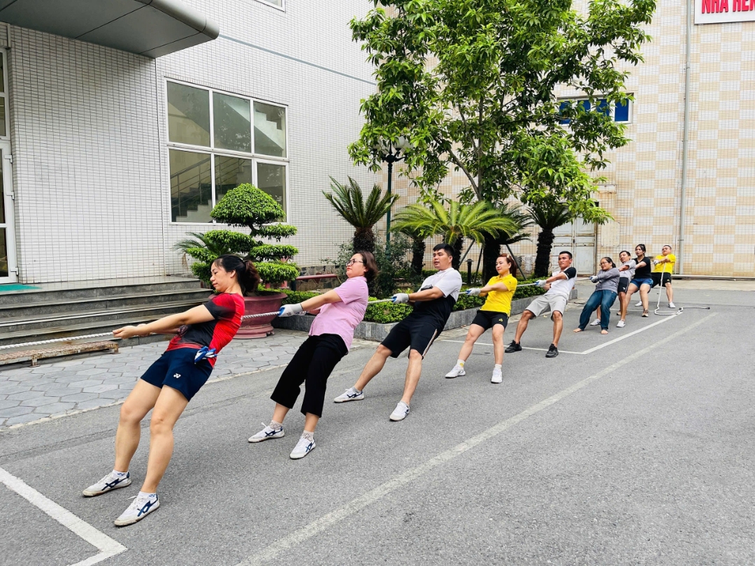 Liên quân khối nghiệp vụ tích cực tập luyện, sẵn sàng cho giải thể thao chào mừng thành công Đại hội Đảng bộ Công ty và Ngày Gia đình Việt Nam năm 2025