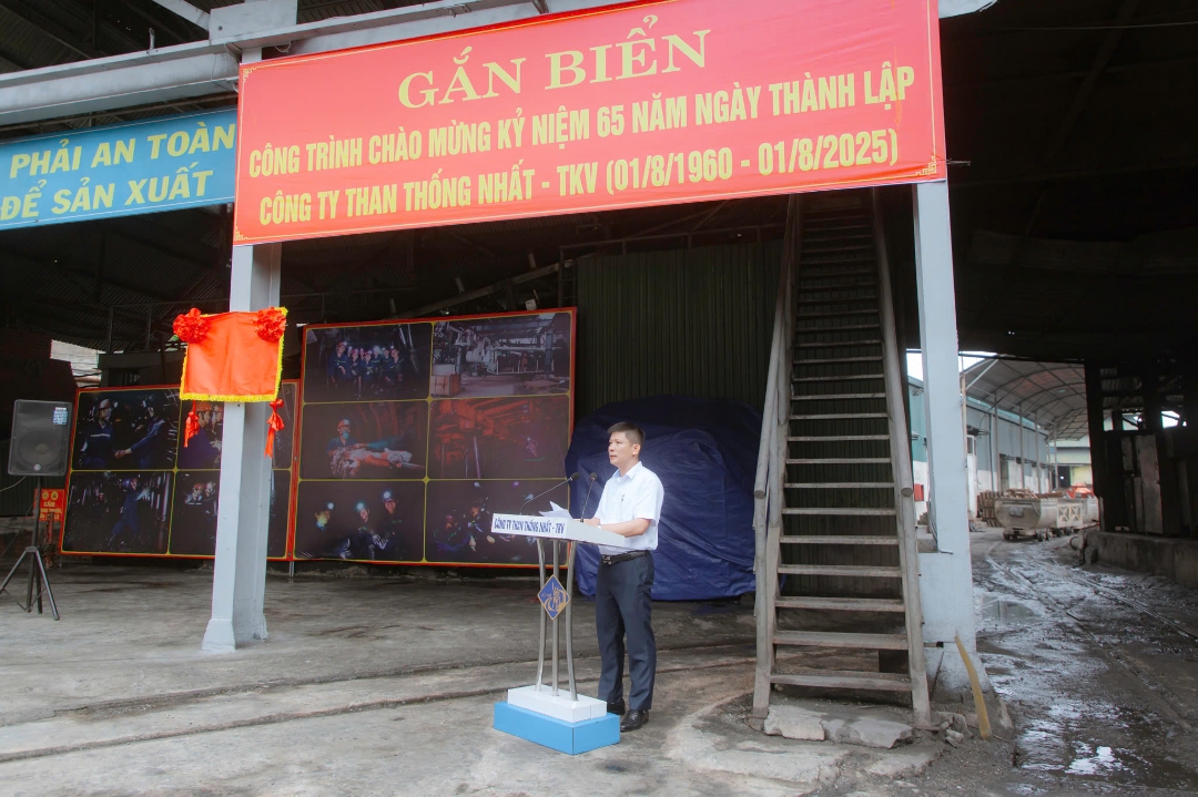 z6860202043321 f7d5e58b5008789e617b0d574b65d053