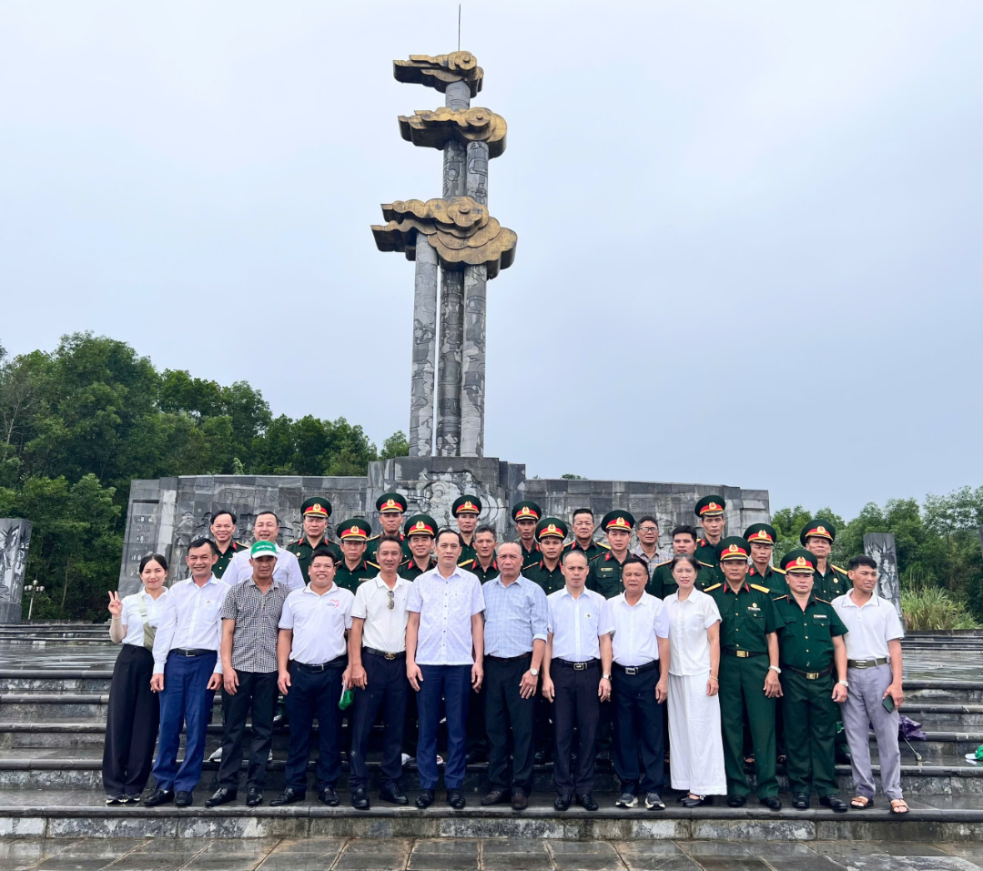 “Tưởng nhớ và tri ân” - Một hành trình ý nghĩa của CNCB Công ty Than Thống Nhất - TKV