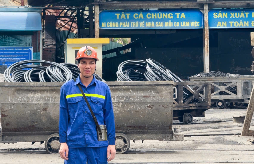 Thợ lò Vũ Sơn Dương - Tấm gương tiêu biểu trong phong trào thi đua lao động sản xuất tại Công ty Than Thống Nhất