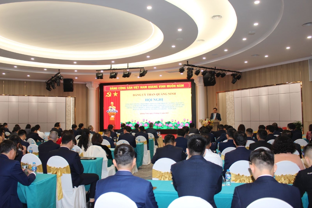 Quang cảnh tại hội nghị