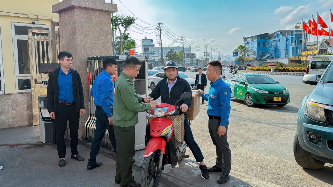 z7536689249670 e7605117ce0b18e5c75fd8495baa6b89