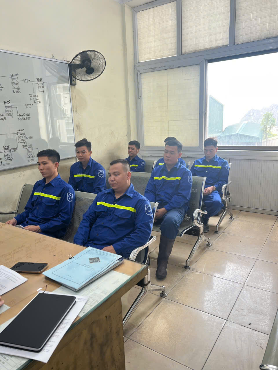 Phân xưởng Khai thác 7: Tổ chức sinh hoạt Mạng lưới ATVSV siết chặt kỷ luật an toàn
